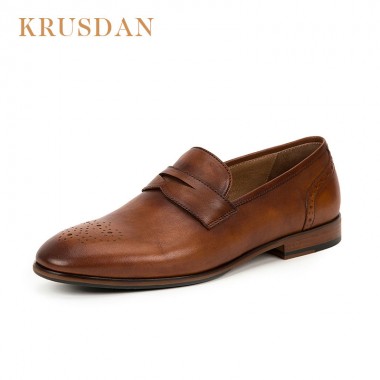KRUSDAN Men shoes pointed toe Bullock oxfords Genuine leather breathable male fashion shoes Slip-On Loafers Men Casual Shoes