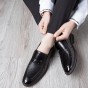 2018 Men Summer Leather Shoes Pointed toe Quality Cowhide Black Leather Soft Man Breathble Hole Shoes