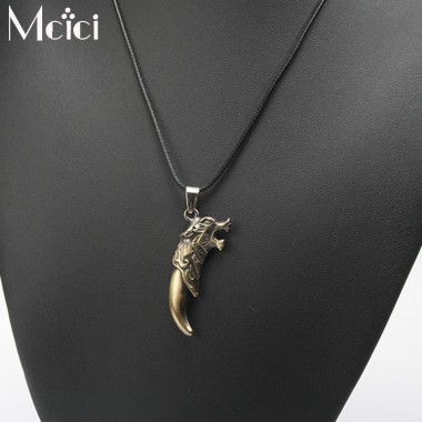 Punk Rock Wolf Teeth Spike Fashion Brave Men Necklace Necklaces & Pendants Chain Men Jewelry Personality Male Collares Grandes