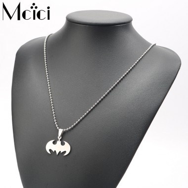 Stainless Steel Necklace Womens Necklaces Jewelry Film Movie Leather Links Chain Charm Pendant for Men Necklace of Bijouterie
