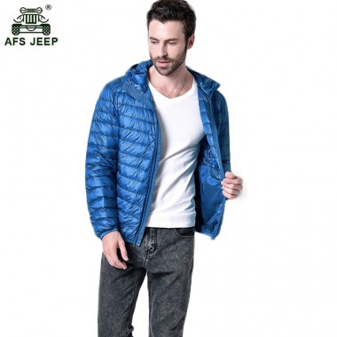Free shipping 2018 Men Winter Coats Feather Jacket Men Ultralight Cotton-padded jacket With A Hood Parka Homme 90hfx